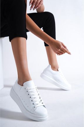 کفش اسنیکر سفید زنانه بند دار shoe for me - کد 844115521