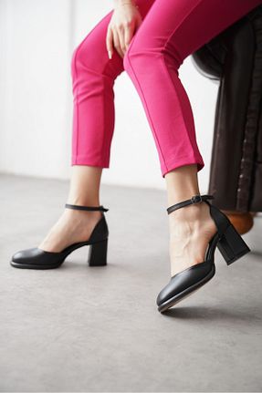 کفش پاشنه بلند کلاسیک مشکی زنانه چرم GOFFSHOES - کد 808451864