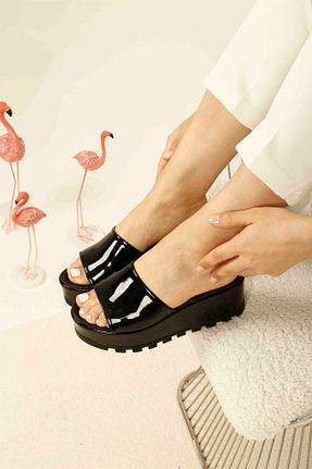 دمپائی مشکی زنانه چرم لاکی Ccway - کد 89238296