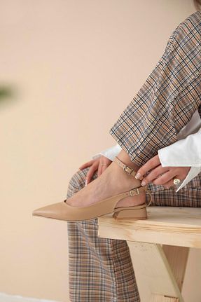کفش پاشنه بلند کلاسیک بژ زنانه چرم مصنوعی Straswans - کد 658877241