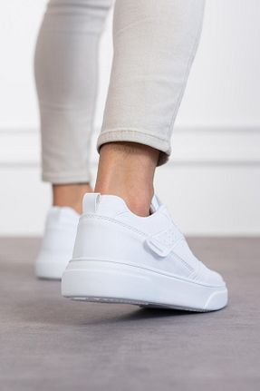 کفش اسنیکر سفید زنانه بند دار XStreet - کد 848660455