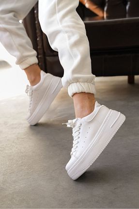 کفش اسنیکر سفید زنانه بند دار GOFFSHOES - کد 808075328
