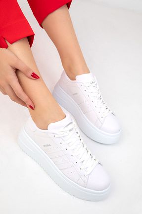 کفش اسنیکر سفید زنانه بند دار SOHO - کد 857867263