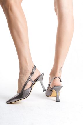 کفش پاشنه بلند کلاسیک طلائی زنانه چرم مصنوعی SEREL35SHOES - کد 862083044