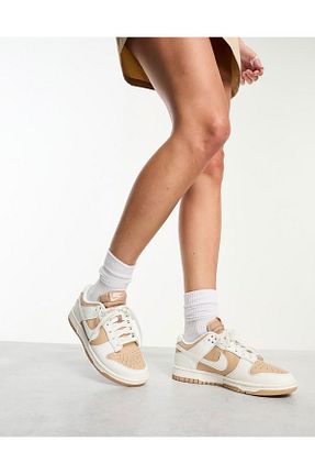 کفش اسنیکر قهوه ای زنانه بند دار Nike - کد 862362194