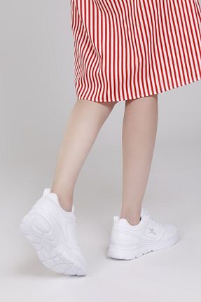 کفش اسنیکر سفید زنانه بند دار Kinetix - کد 863413558