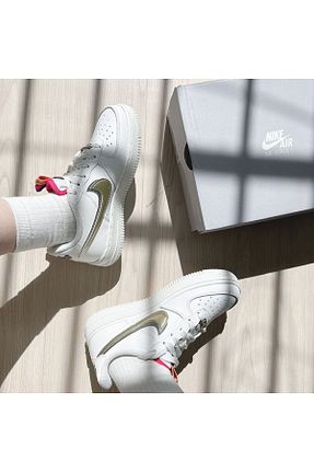 کفش اسنیکر سفید زنانه چرم اصل Nike - کد 339409893
