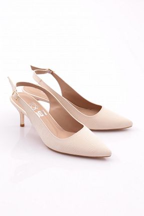 کفش پاشنه بلند کلاسیک بژ زنانه چرم مصنوعی Dgn - کد 829596944