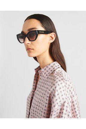 عینک آفتابی قهوه ای زنانه UV400 Prada - کد 865164164