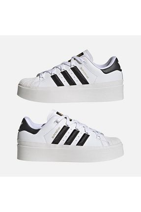 کفش پیاده روی سفید زنانه چرم مصنوعی adidas - کد 748111296