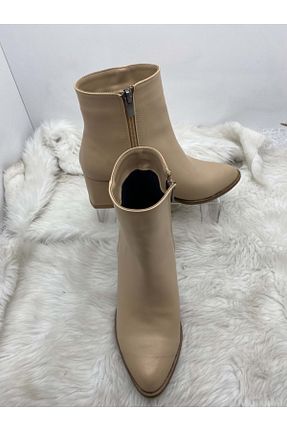بوت / نیم بوت بژ زنانه چرم مصنوعی ÇİĞDEM KUNDURA - کد 376976699