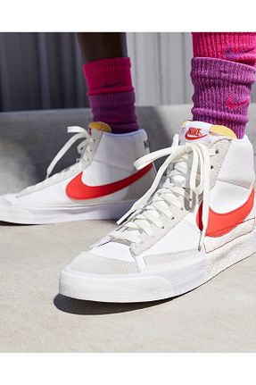 کفش اسنیکر سفید زنانه بند دار Nike - کد 866474660