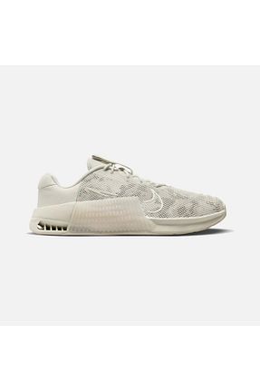 کفش دو و میدانی و تمرینی بژ زنانه Nike - کد 866250965