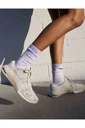 کفش دو و میدانی و تمرینی بژ زنانه Nike - کد 866250965