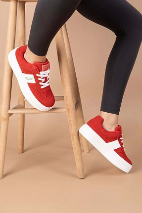 کفش اسنیکر قرمز زنانه بند دار Benetton - کد 871029277
