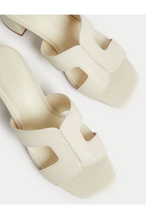 دمپائی بژ زنانه پاشنه تخت Marks & Spencer - کد 870292050