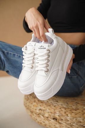 کفش اسنیکر سفید زنانه بند دار Lolita Love Shoes - کد 871359330