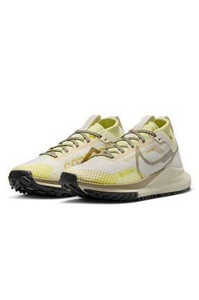 کفش اسنیکر بژ زنانه بند دار Nike - کد 872762297