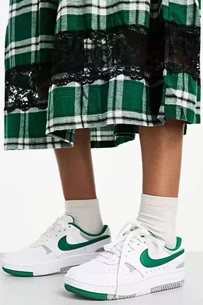 کفش اسنیکر سفید زنانه چرم اصل Nike - کد 871473642