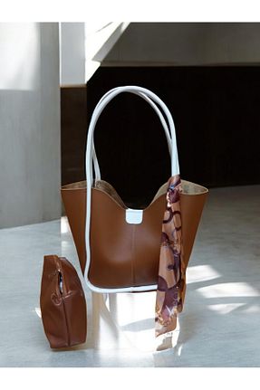 کیف دوشی قهوه ای زنانه چرم مصنوعی DEER - کد 873393178