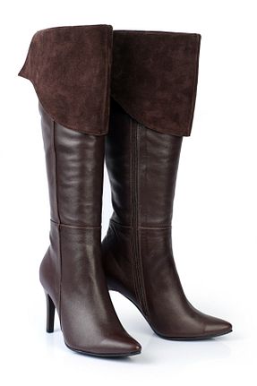 چکمه قهوه ای زنانه چرم مصنوعی KARVENSHOES - کد 873996800