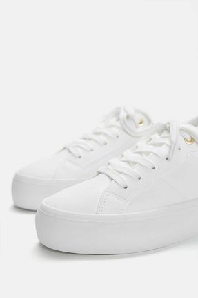 کفش اسنیکر سفید زنانه بند دار Pull & Bear - کد 875135597