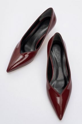 کفش پاشنه بلند کلاسیک زرشکی زنانه چرم مصنوعی luvishoes - کد 876284864