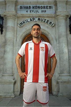 لباس فرم فوتبال قرمز زنانه hummel - کد 838205721