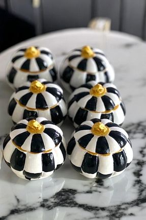 اجسام تزئینی و بیبلو مشکی 5 x 5 PERGAMON CANDLES - کد 877260627