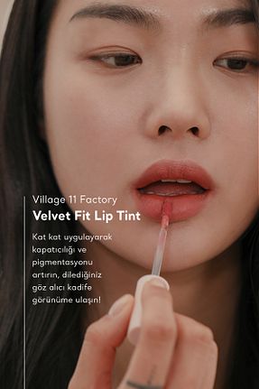 رژ لب زرشکی مات Village 11 Factory - کد 859162141