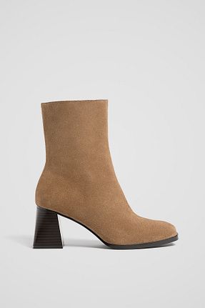 بوت / نیم بوت بژ زنانه چرم لاکی Stradivarius - کد 877150412