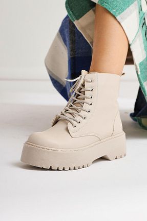 بوت / نیم بوت بژ زنانه چرم مصنوعی Aleza Shoes - کد 355625693