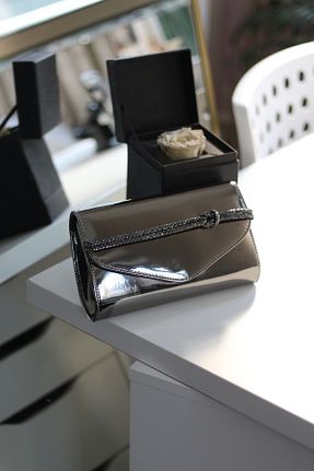 کیف مجلسی مشکی زنانه چرم لاکی Moom Bag - کد 878980556