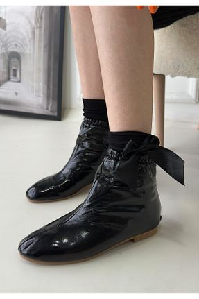 بوت / نیم بوت مشکی زنانه چرم لاکی MKC - کد 878571619