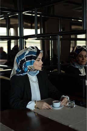 روسری طلائی کرپ ساتن ابریشم Pierre Cardin - کد 883551559