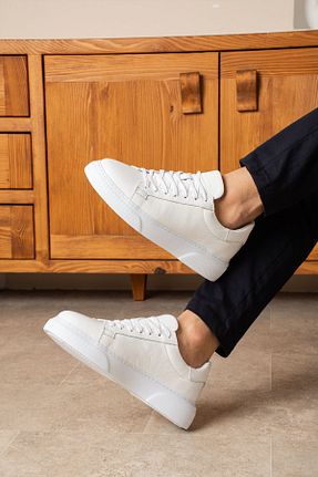 کفش اسنیکر سفید مردانه چرم اصل Refredo shoes - کد 885527433