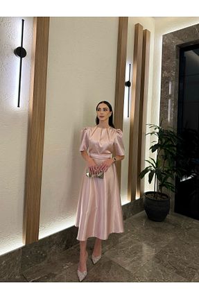 لباس مجلسی و فارغ التحصیلی صورتی زنانه ساتن BEYZATURAN - کد 871303385