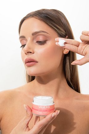 کرم صورت همه انواع پوست Vitalora - کد 860046357
