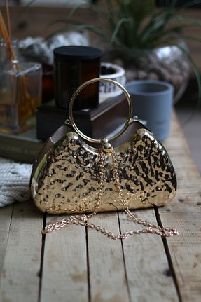 کیف مجلسی طلائی زنانه فلزی Moom Bag - کد 888147084