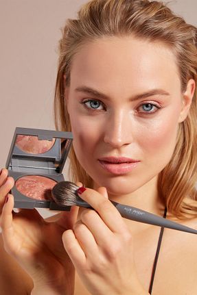 رژگونه قهوه ای Işıltılı Alix Avien - کد 87956896