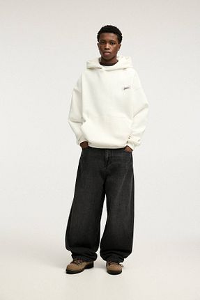 سوئیشرت سفید مردانه چاپی Pull & Bear - کد 887255795