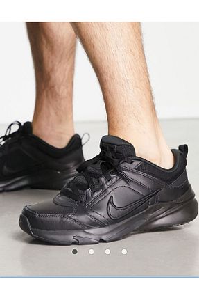 کفش پیاده روی مشکی زنانه چرم اصل Nike - کد 889281368