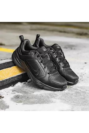 کفش پیاده روی مشکی زنانه چرم اصل Nike - کد 889281368