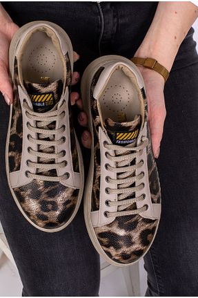 کفش پیاده روی بژ زنانه چرم اصل mikay shoes - کد 890471216