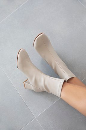 بوت / نیم بوت بژ زنانه چرم مصنوعی Stilbagshoes - کد 192741121