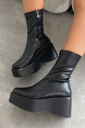 بوت / نیم بوت مشکی زنانه چرم مصنوعی Shoebutik - کد 890454367