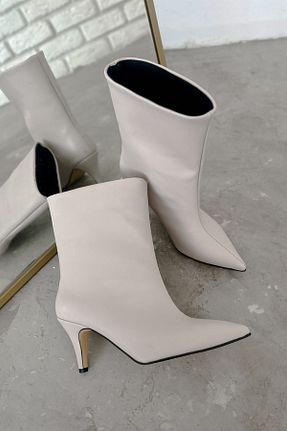 بوت / نیم بوت بژ زنانه چرم مصنوعی Shoebutik - کد 890455184