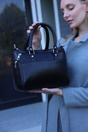 کیف دوشی مشکی زنانه چرم خالص fubileather - کد 265799477