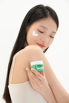 کرم صورت همه انواع پوست Green Label - کد 318352342