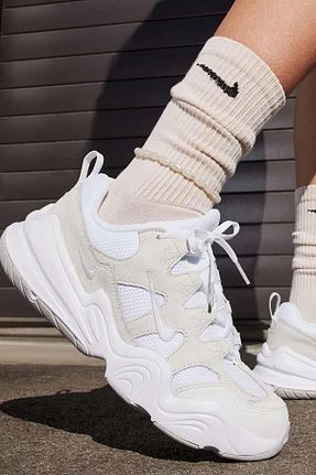 کفش دو و میدانی و تمرینی سفید زنانه Nike - کد 882088103